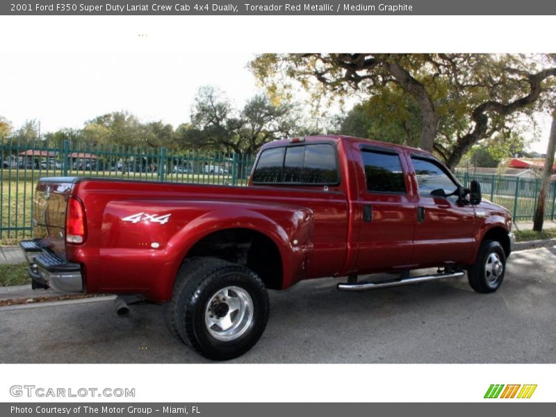 Toreador Red Metallic / Medium Graphite 2001 Ford F350 Super Duty Lariat Crew Cab 4x4 Dually