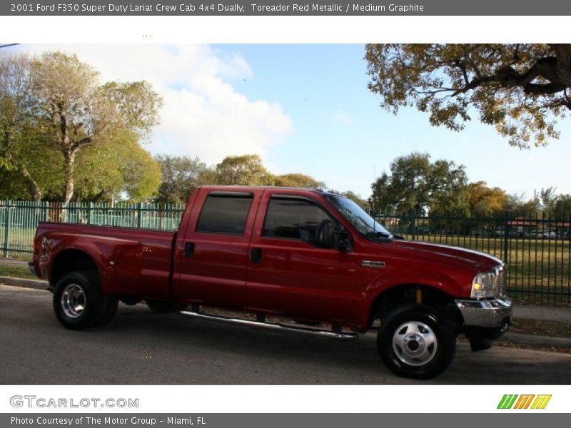 Toreador Red Metallic / Medium Graphite 2001 Ford F350 Super Duty Lariat Crew Cab 4x4 Dually