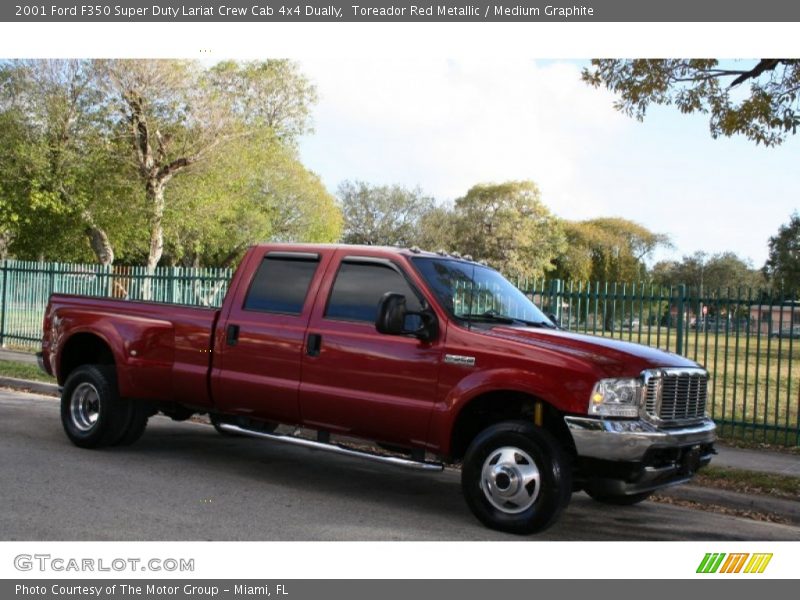Toreador Red Metallic / Medium Graphite 2001 Ford F350 Super Duty Lariat Crew Cab 4x4 Dually