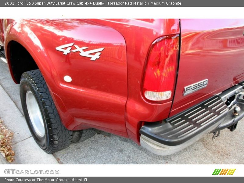 Toreador Red Metallic / Medium Graphite 2001 Ford F350 Super Duty Lariat Crew Cab 4x4 Dually