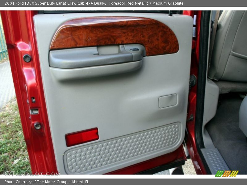 Toreador Red Metallic / Medium Graphite 2001 Ford F350 Super Duty Lariat Crew Cab 4x4 Dually