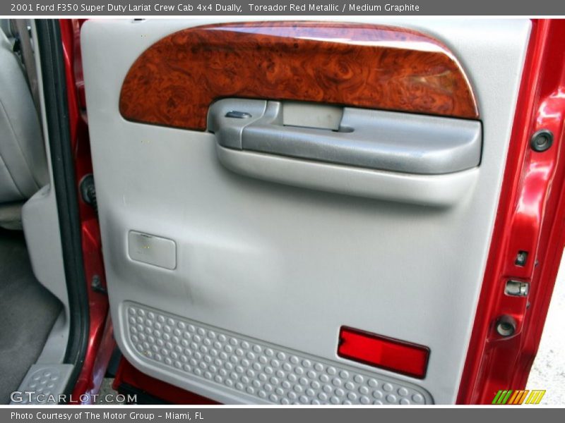 Toreador Red Metallic / Medium Graphite 2001 Ford F350 Super Duty Lariat Crew Cab 4x4 Dually