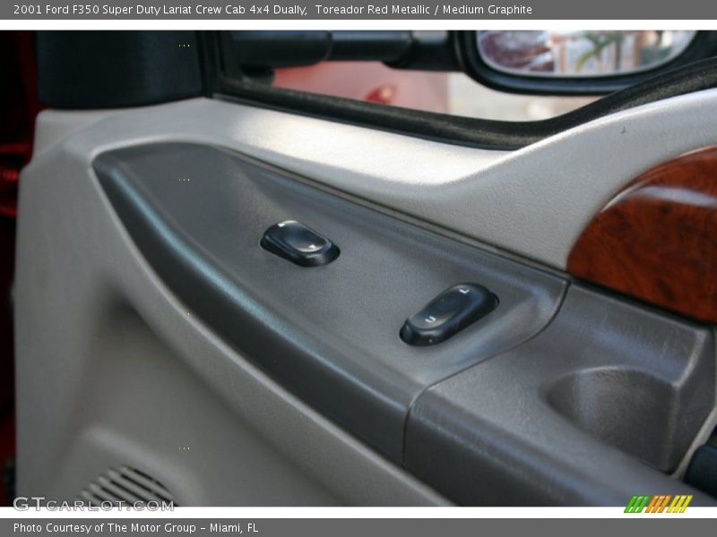 Toreador Red Metallic / Medium Graphite 2001 Ford F350 Super Duty Lariat Crew Cab 4x4 Dually