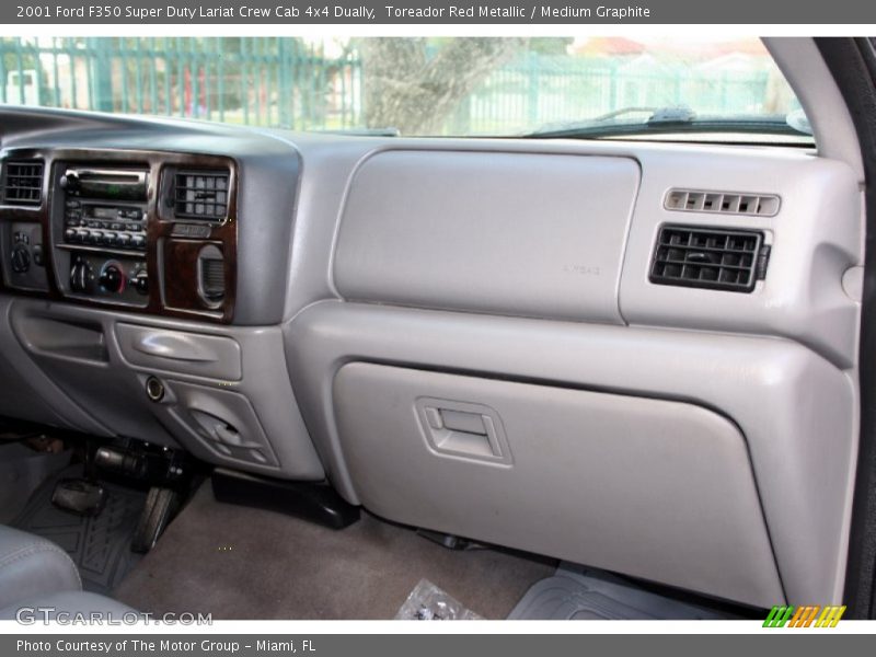 Toreador Red Metallic / Medium Graphite 2001 Ford F350 Super Duty Lariat Crew Cab 4x4 Dually