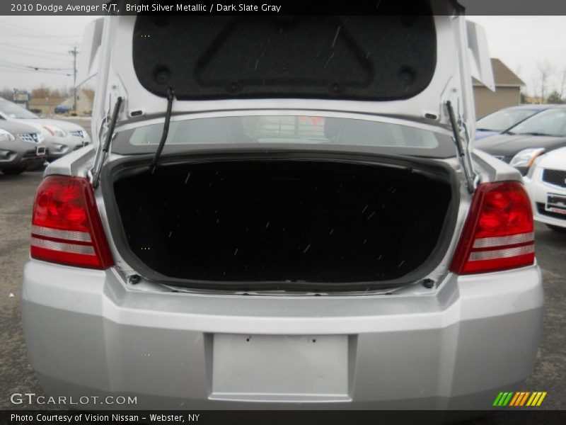 Bright Silver Metallic / Dark Slate Gray 2010 Dodge Avenger R/T