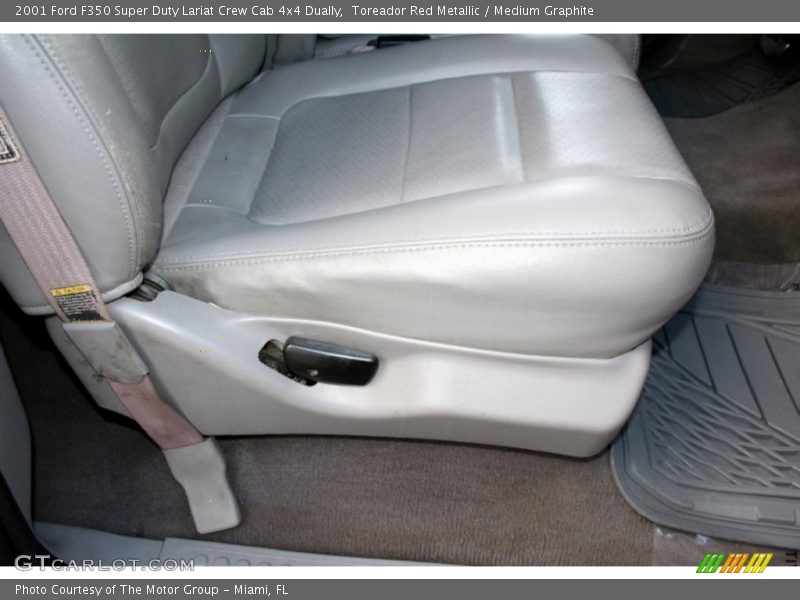 Toreador Red Metallic / Medium Graphite 2001 Ford F350 Super Duty Lariat Crew Cab 4x4 Dually