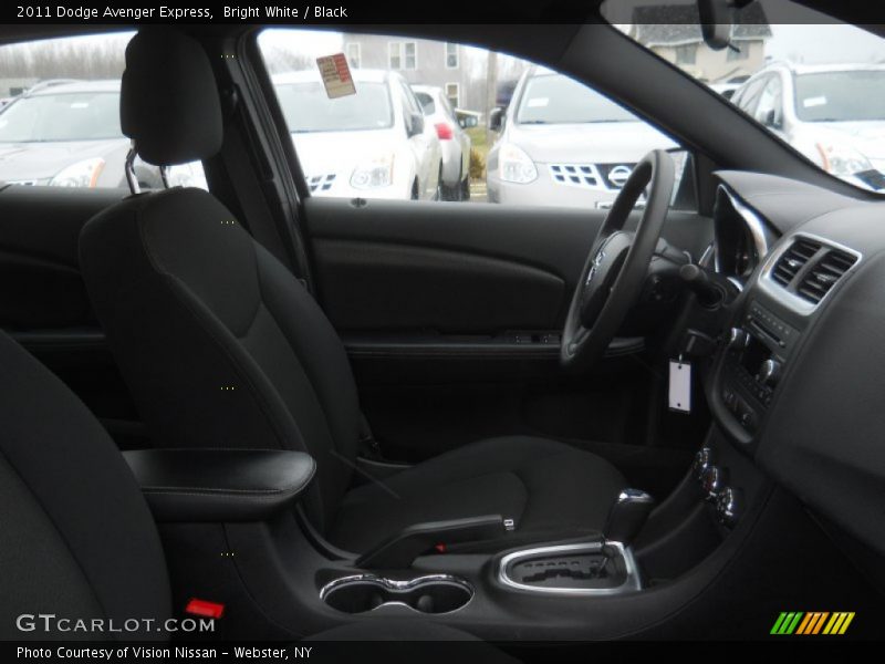 Bright White / Black 2011 Dodge Avenger Express