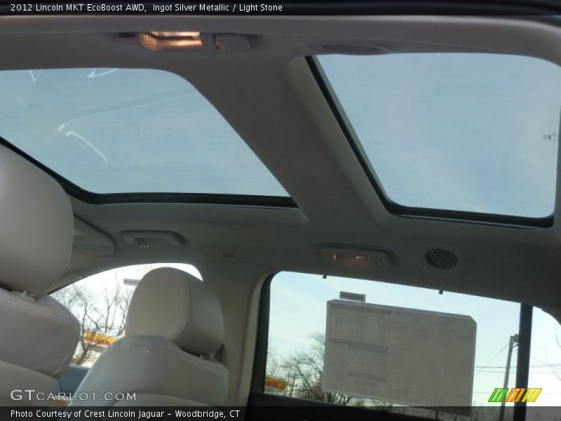 Sunroof of 2012 MKT EcoBoost AWD