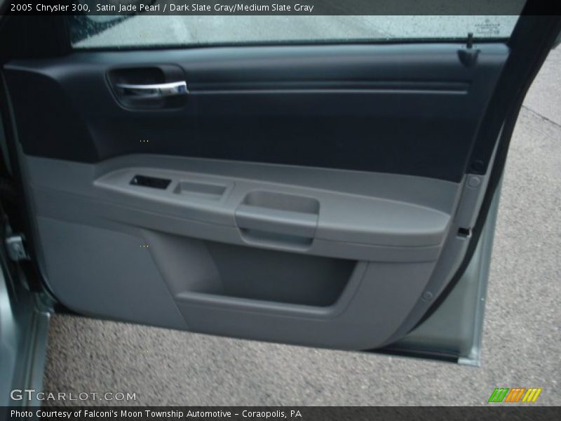 Satin Jade Pearl / Dark Slate Gray/Medium Slate Gray 2005 Chrysler 300