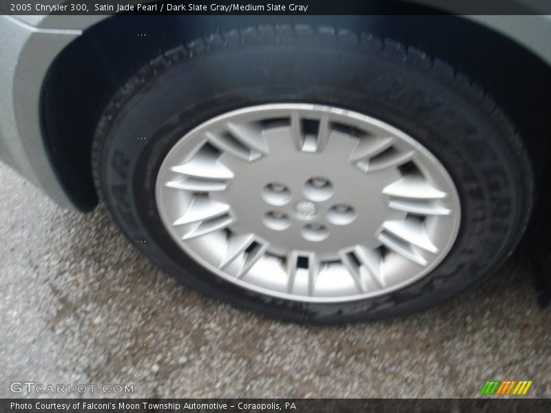 Satin Jade Pearl / Dark Slate Gray/Medium Slate Gray 2005 Chrysler 300
