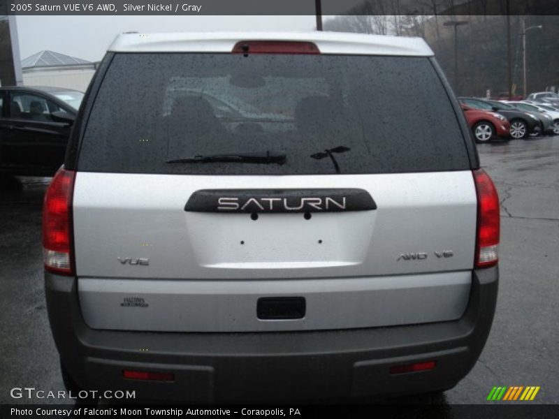 Silver Nickel / Gray 2005 Saturn VUE V6 AWD
