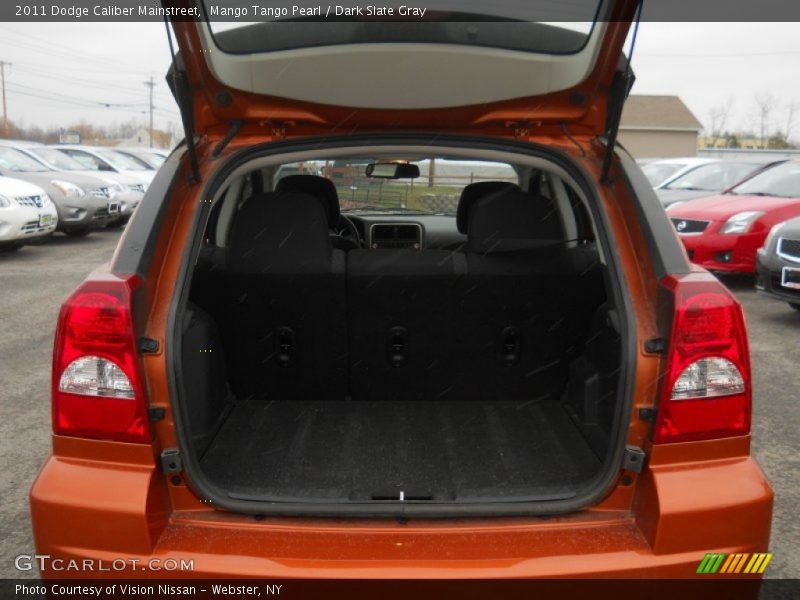 Mango Tango Pearl / Dark Slate Gray 2011 Dodge Caliber Mainstreet