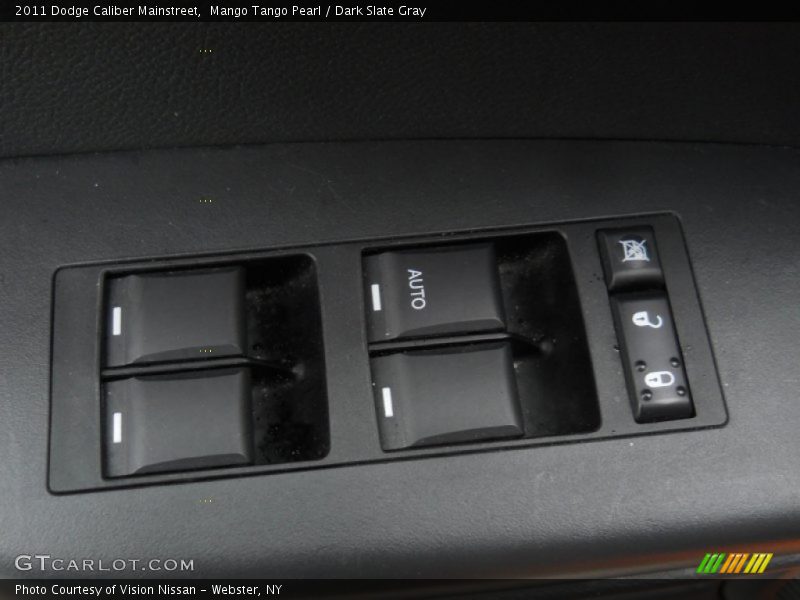 Mango Tango Pearl / Dark Slate Gray 2011 Dodge Caliber Mainstreet