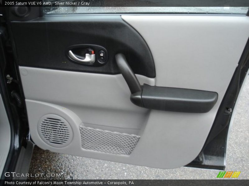 Silver Nickel / Gray 2005 Saturn VUE V6 AWD