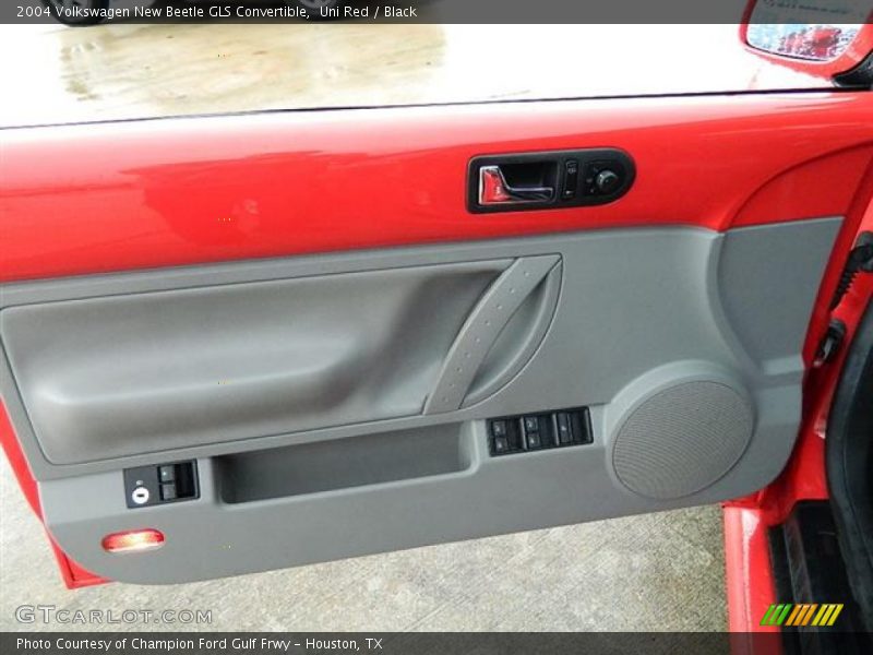Door Panel of 2004 New Beetle GLS Convertible