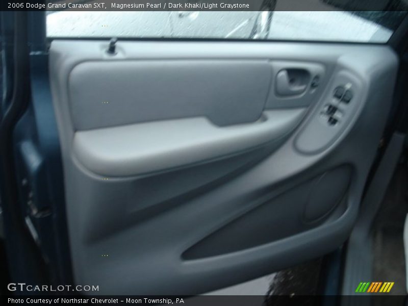 Magnesium Pearl / Dark Khaki/Light Graystone 2006 Dodge Grand Caravan SXT