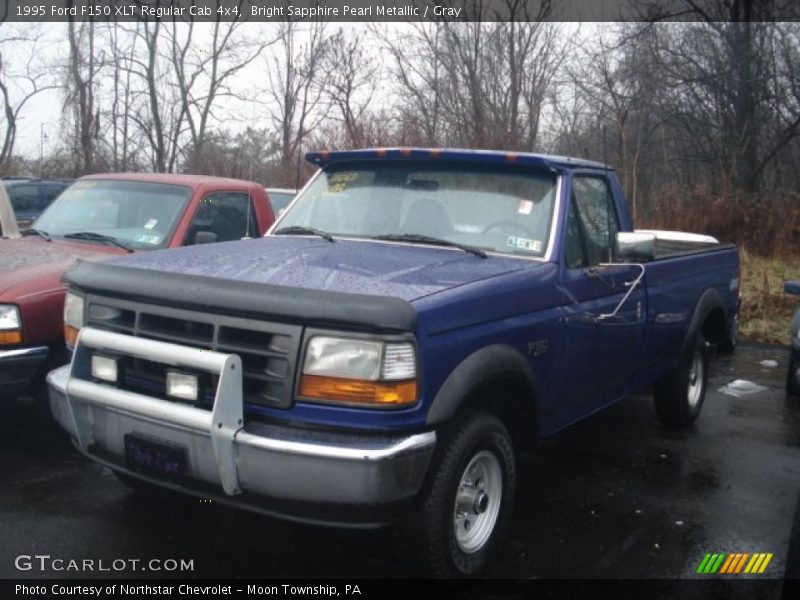 Bright Sapphire Pearl Metallic / Gray 1995 Ford F150 XLT Regular Cab 4x4