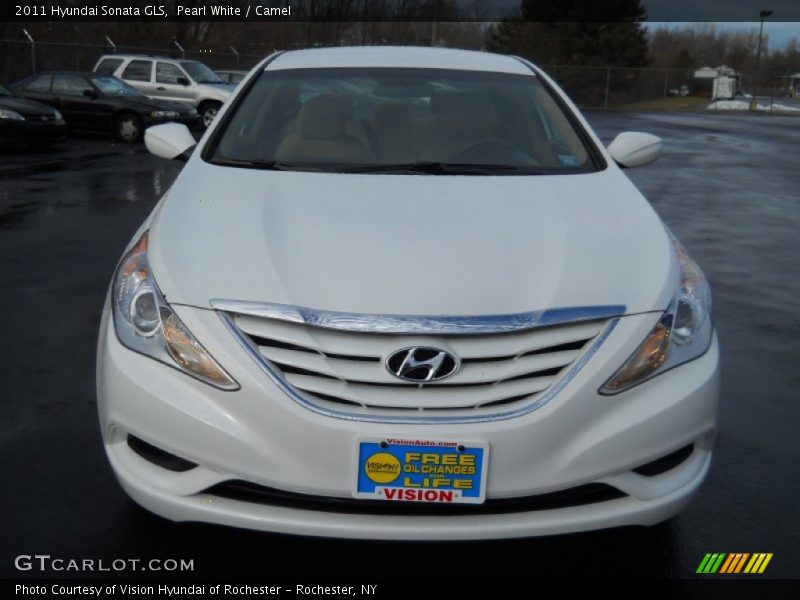 Pearl White / Camel 2011 Hyundai Sonata GLS