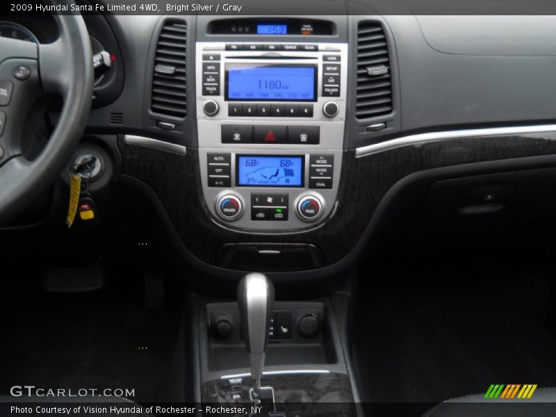 Bright Silver / Gray 2009 Hyundai Santa Fe Limited 4WD