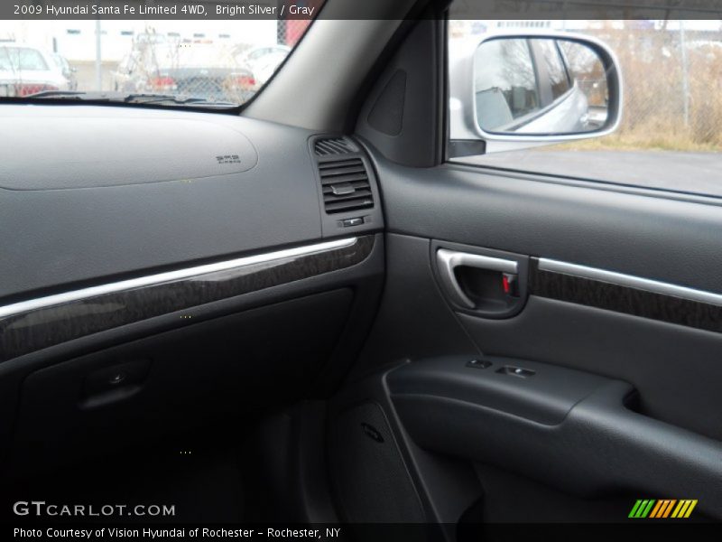 Bright Silver / Gray 2009 Hyundai Santa Fe Limited 4WD