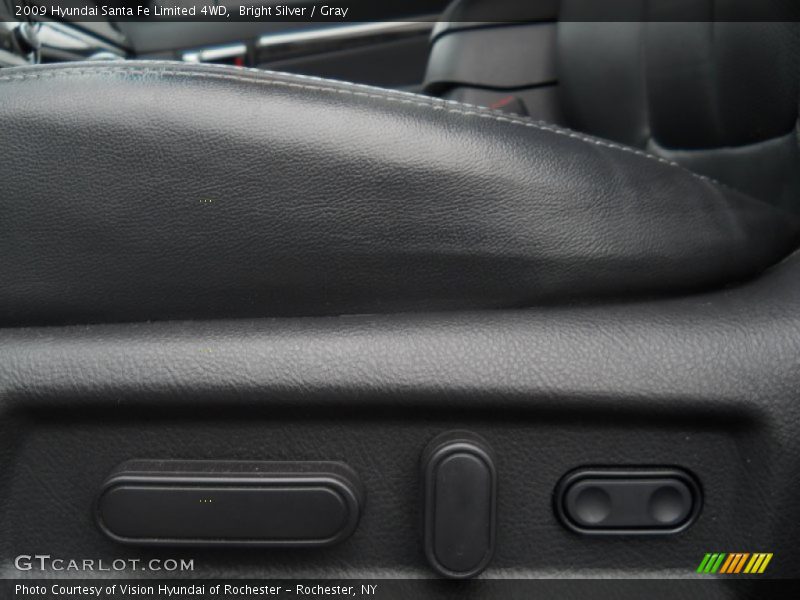 Bright Silver / Gray 2009 Hyundai Santa Fe Limited 4WD