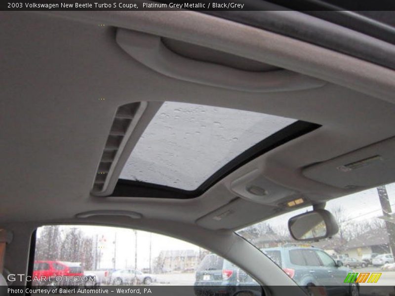 Platinum Grey Metallic / Black/Grey 2003 Volkswagen New Beetle Turbo S Coupe