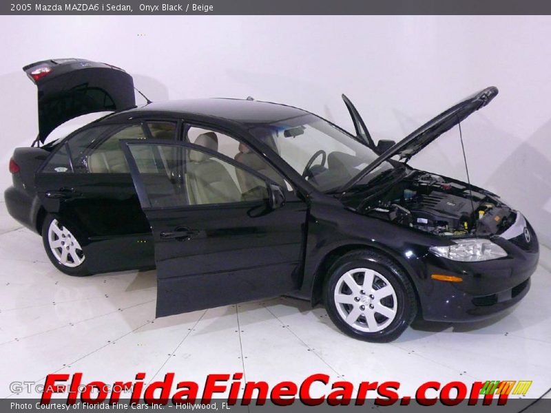 Onyx Black / Beige 2005 Mazda MAZDA6 i Sedan