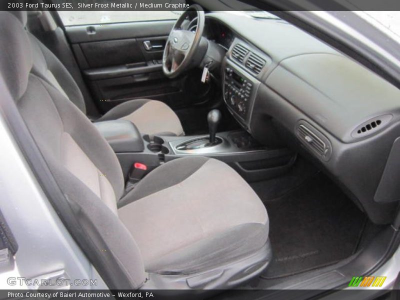 Silver Frost Metallic / Medium Graphite 2003 Ford Taurus SES
