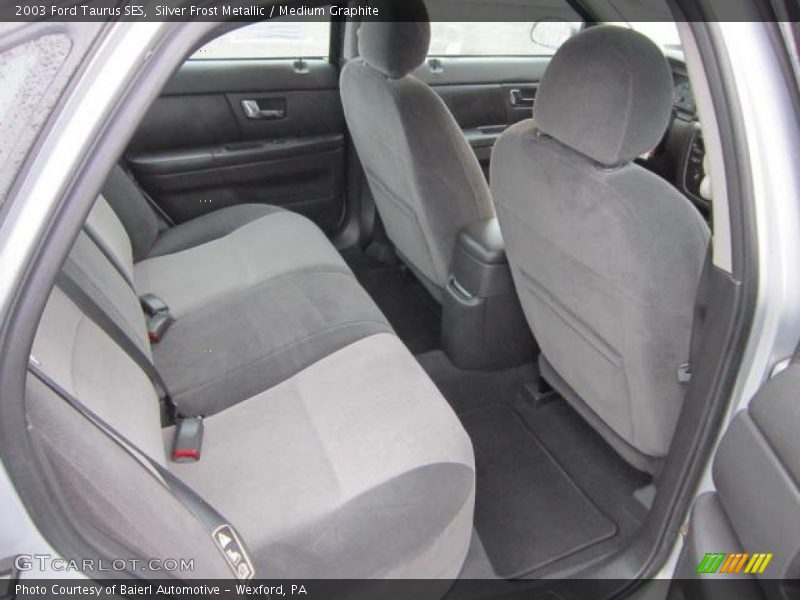 Silver Frost Metallic / Medium Graphite 2003 Ford Taurus SES