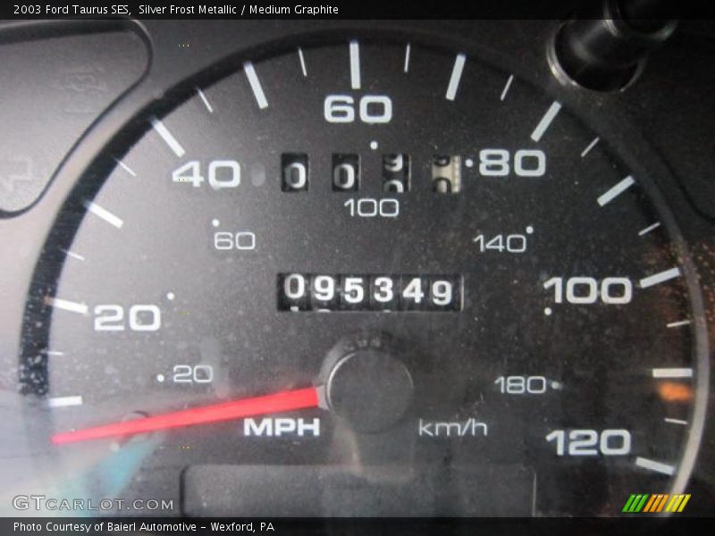 Silver Frost Metallic / Medium Graphite 2003 Ford Taurus SES
