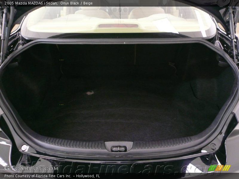 Onyx Black / Beige 2005 Mazda MAZDA6 i Sedan