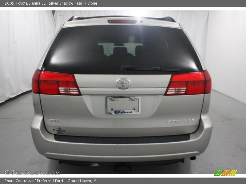 Silver Shadow Pearl / Stone 2005 Toyota Sienna LE