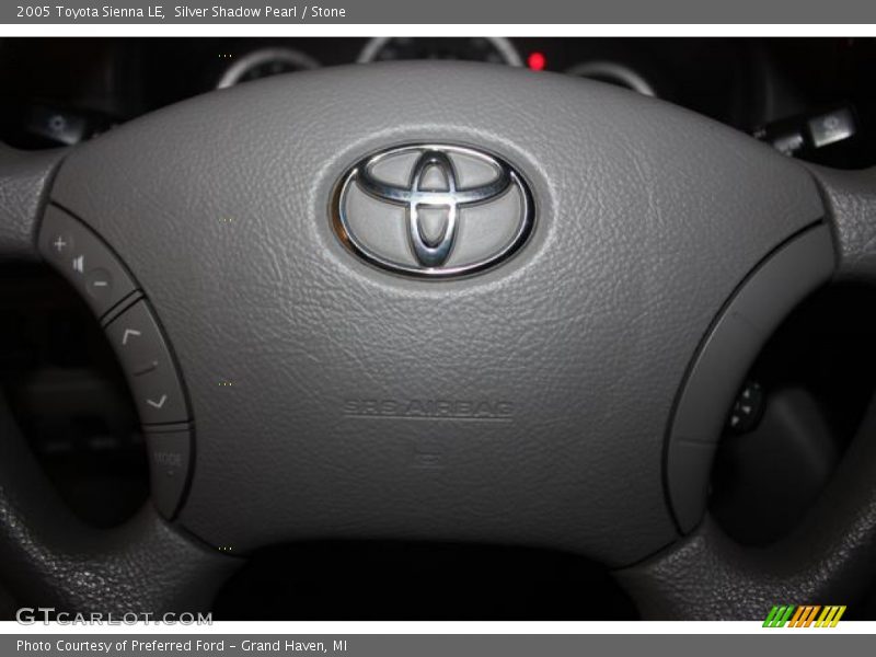 Silver Shadow Pearl / Stone 2005 Toyota Sienna LE
