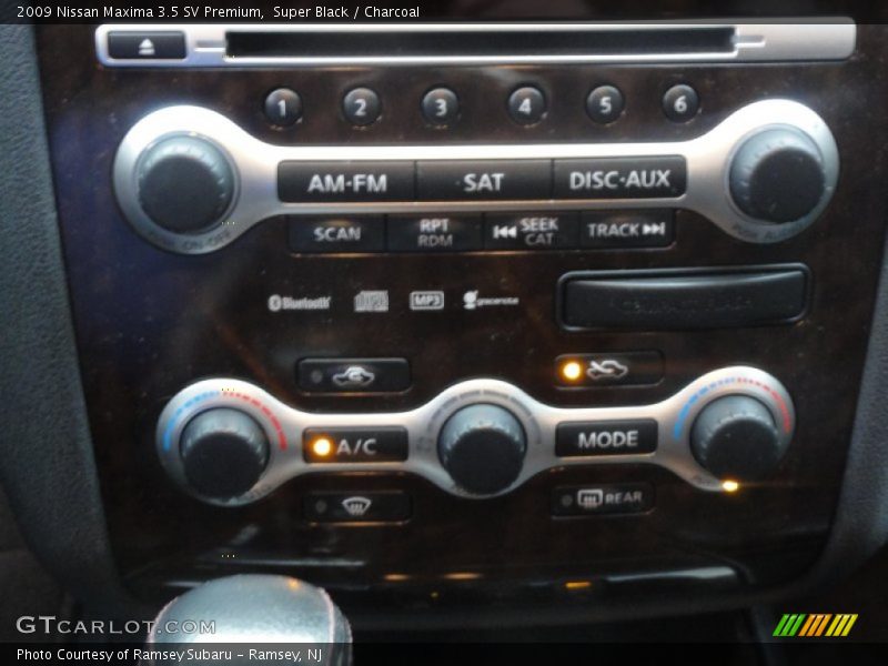 Super Black / Charcoal 2009 Nissan Maxima 3.5 SV Premium