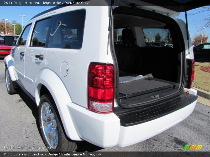 Bright White / Dark Slate Gray 2011 Dodge Nitro Heat