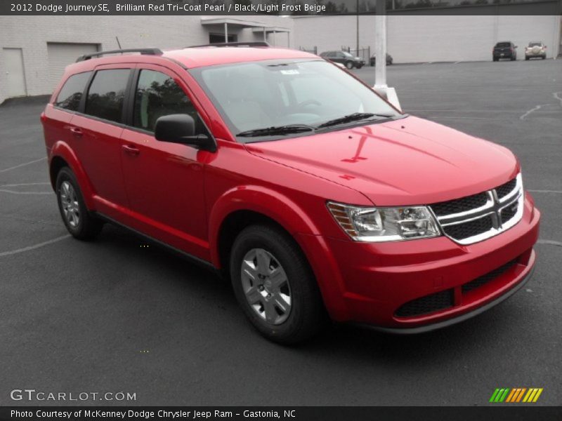 Brilliant Red Tri-Coat Pearl / Black/Light Frost Beige 2012 Dodge Journey SE