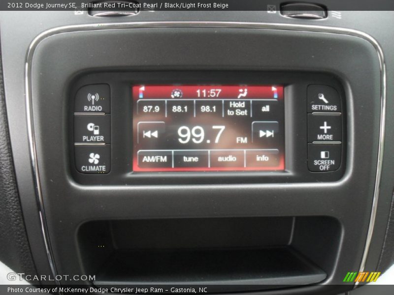 Brilliant Red Tri-Coat Pearl / Black/Light Frost Beige 2012 Dodge Journey SE