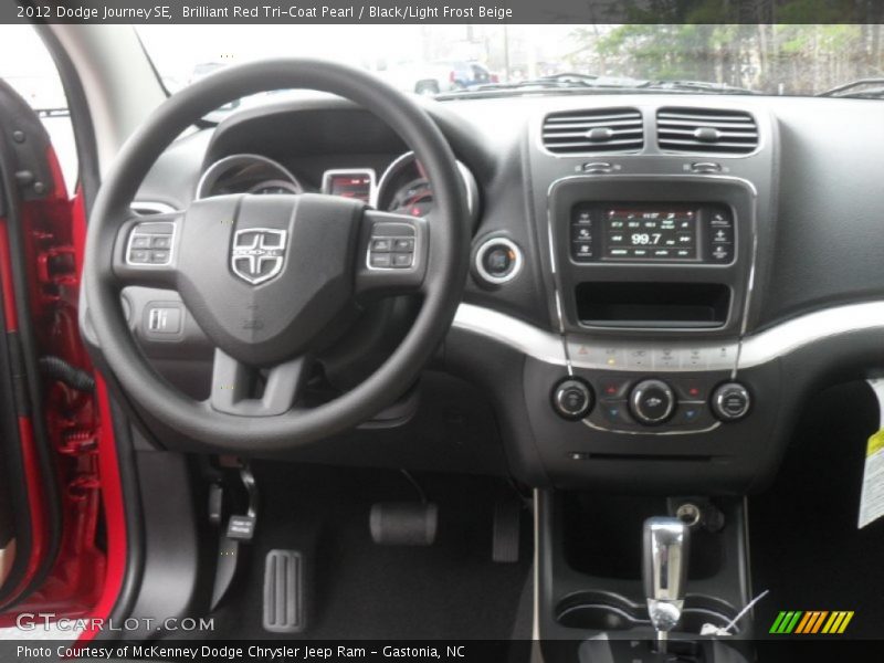 Brilliant Red Tri-Coat Pearl / Black/Light Frost Beige 2012 Dodge Journey SE