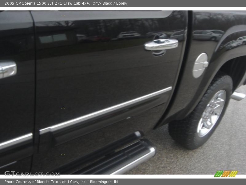 Onyx Black / Ebony 2009 GMC Sierra 1500 SLT Z71 Crew Cab 4x4