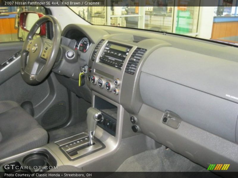 Red Brawn / Graphite 2007 Nissan Pathfinder SE 4x4