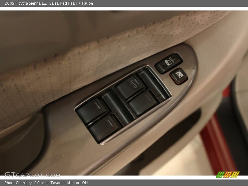 Salsa Red Pearl / Taupe 2009 Toyota Sienna LE