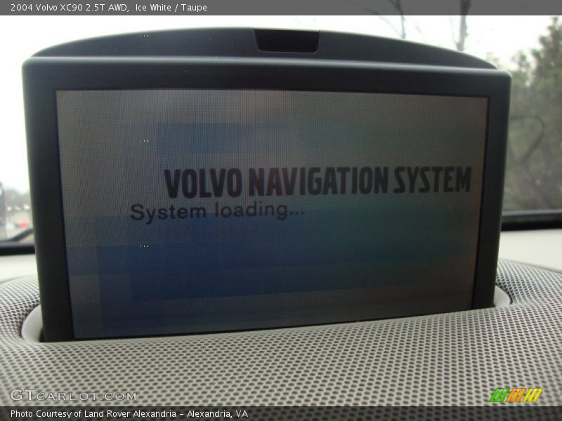Ice White / Taupe 2004 Volvo XC90 2.5T AWD
