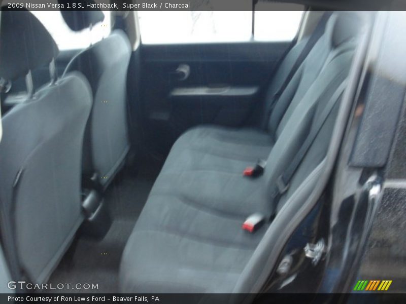 Super Black / Charcoal 2009 Nissan Versa 1.8 SL Hatchback