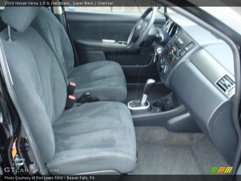 Super Black / Charcoal 2009 Nissan Versa 1.8 SL Hatchback