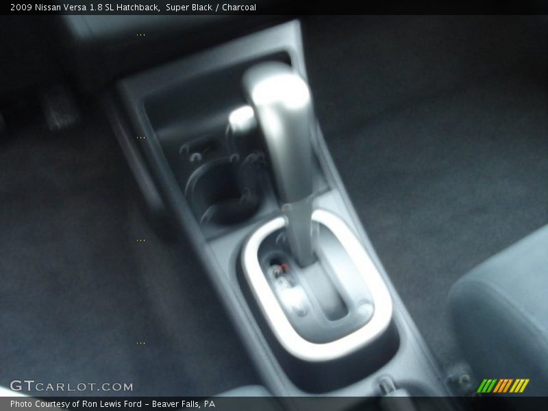 Super Black / Charcoal 2009 Nissan Versa 1.8 SL Hatchback