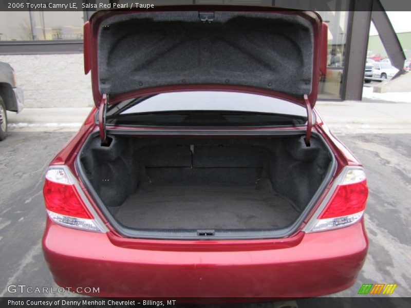 Salsa Red Pearl / Taupe 2006 Toyota Camry LE