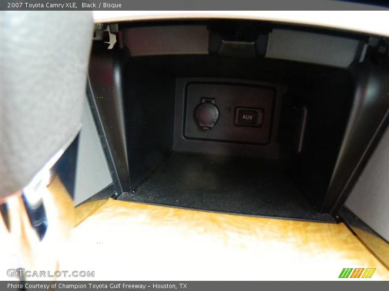 Black / Bisque 2007 Toyota Camry XLE