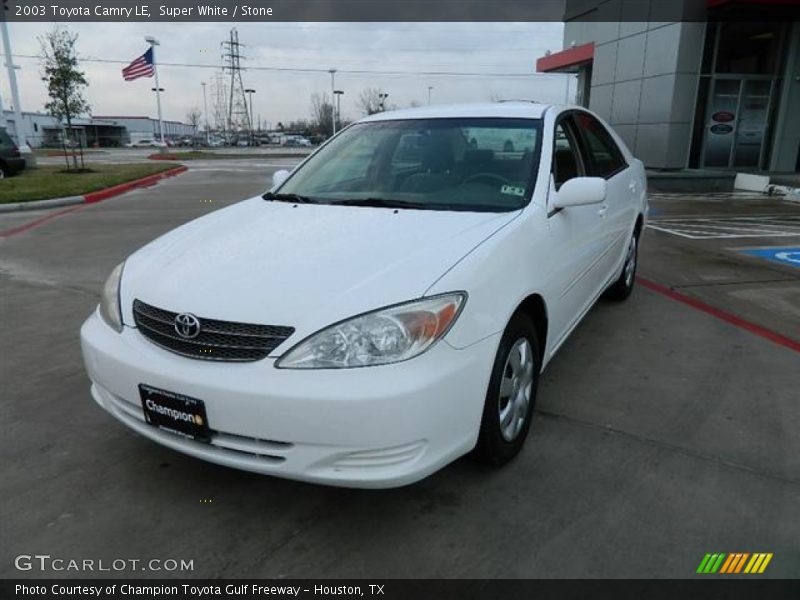 Super White / Stone 2003 Toyota Camry LE