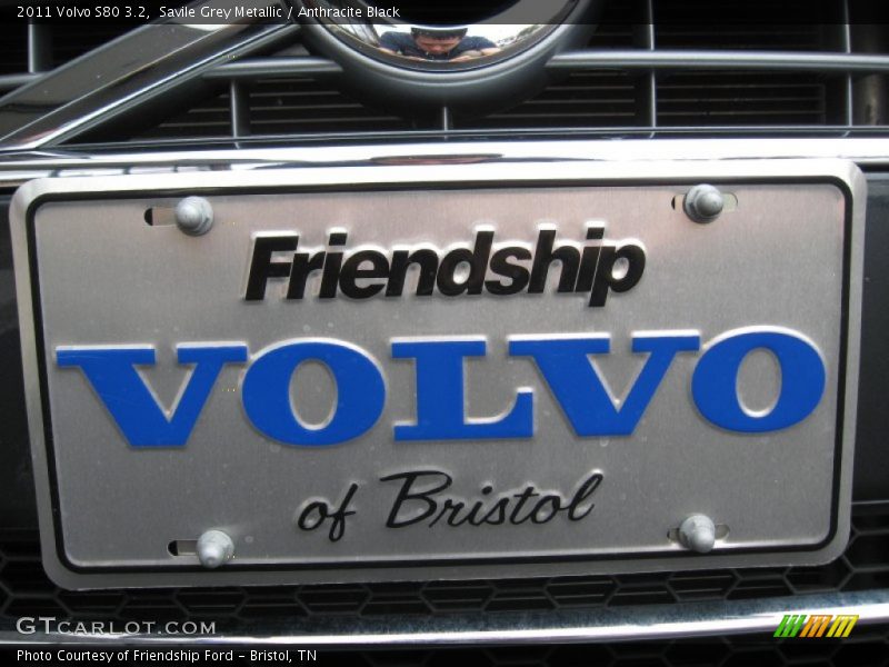 Savile Grey Metallic / Anthracite Black 2011 Volvo S80 3.2
