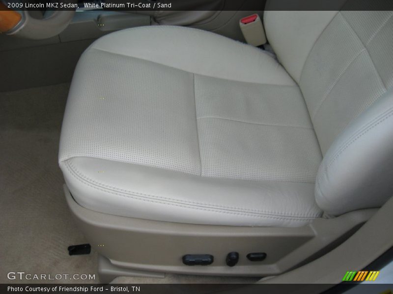 White Platinum Tri-Coat / Sand 2009 Lincoln MKZ Sedan